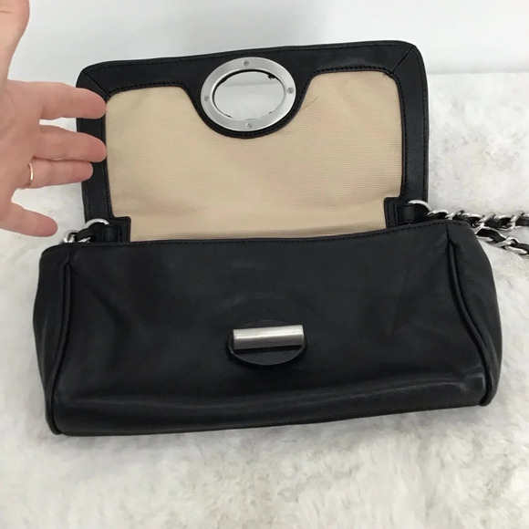 Talbots Quilted Leather Classic Clutch Shoulder Bag Silver Chain Hardware - Picture 8 of 14